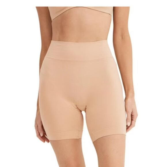 Jockey Everyday Slimming Short Beige NWT 360 Control Seamless Smoothing Medium - Picture 1 of 15